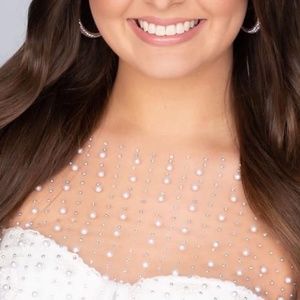 Windsor sheer top and white bustier M